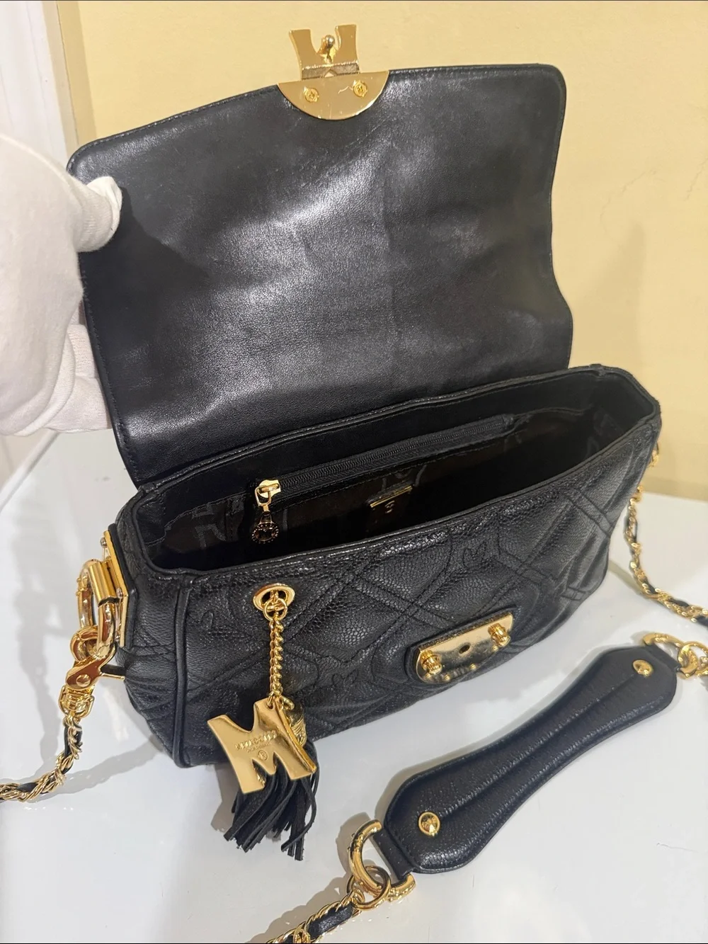 MetroCity Genuine CAVIAR Leather black quilted handbag - Tassel Accent
